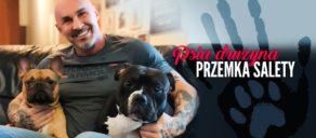 Przemek Saleta ze swoją psią drużyną